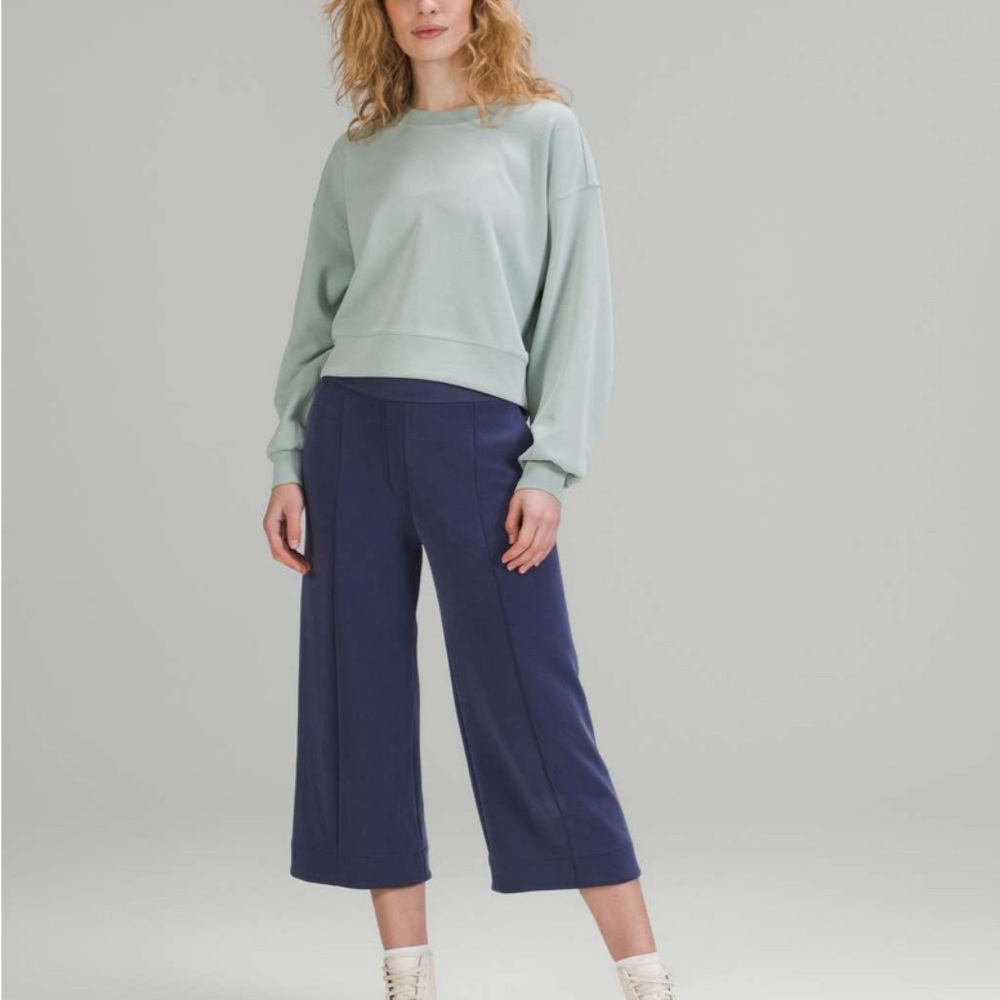 lululemon Softstream perfectly oversized cropped crew
